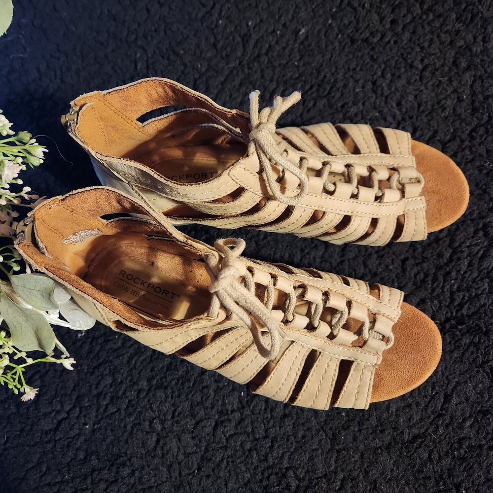 Rockport Women's Tan Strappy Sandals